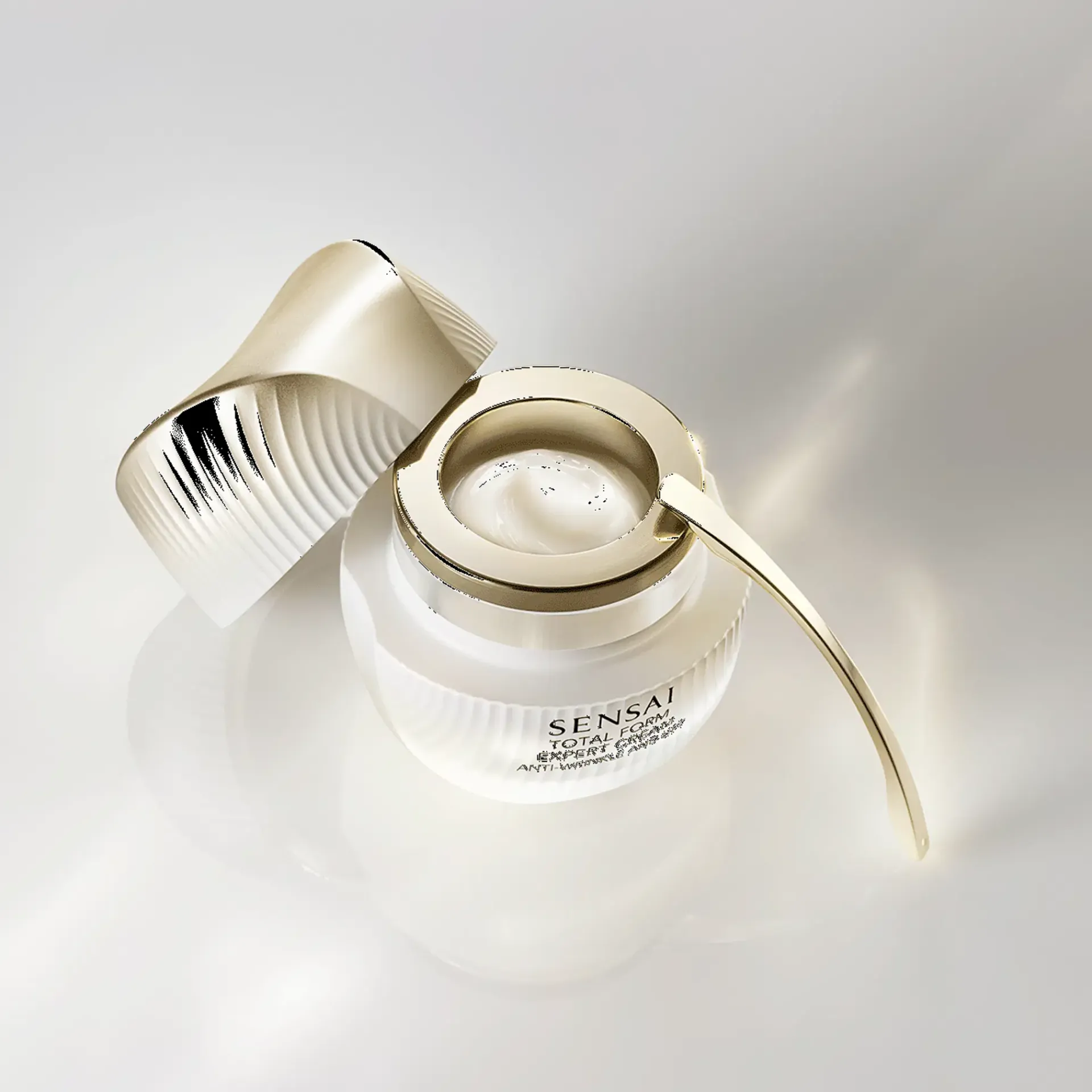 SENSAI J-Beauty|Kasvojenhoito<Total Form Expert Cream anti-ageing kasvovoide 50 ml