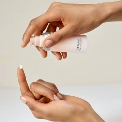 SENSAI J-Beauty|Kasvojenhoito<Total Lip Treatment huultenympärysihon hoitovoide 15 ml