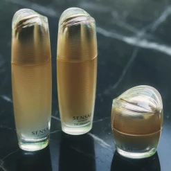 SENSAI J-Beauty|Kasvojenhoito<Ultimate The Cream hoitovoide 40 ml
