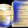 Shiseido J-Beauty|Kasvojenhoito<Vital Perfection Uplifting and Firming Advanced Cream Enriched päivävoide 50 ml