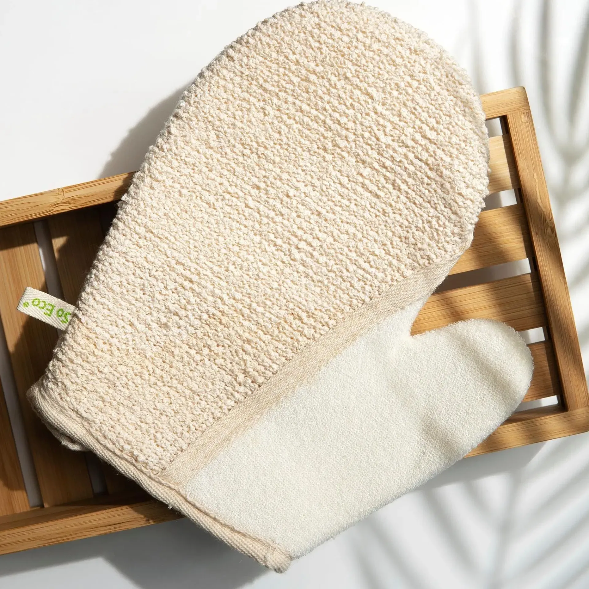 So Eco Vartalonhoito<2-1 Exfoliating Glove kuoriva pesuhanska