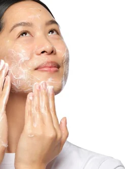 The Ordinary Kasvojenhoito<Glucoside Foaming Cleanser vaahtoava puhdistusaine 150 ml