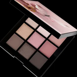 WE CARE ICON. Silmämeikit<Pure Love Eyes Palette luomiväripaletti