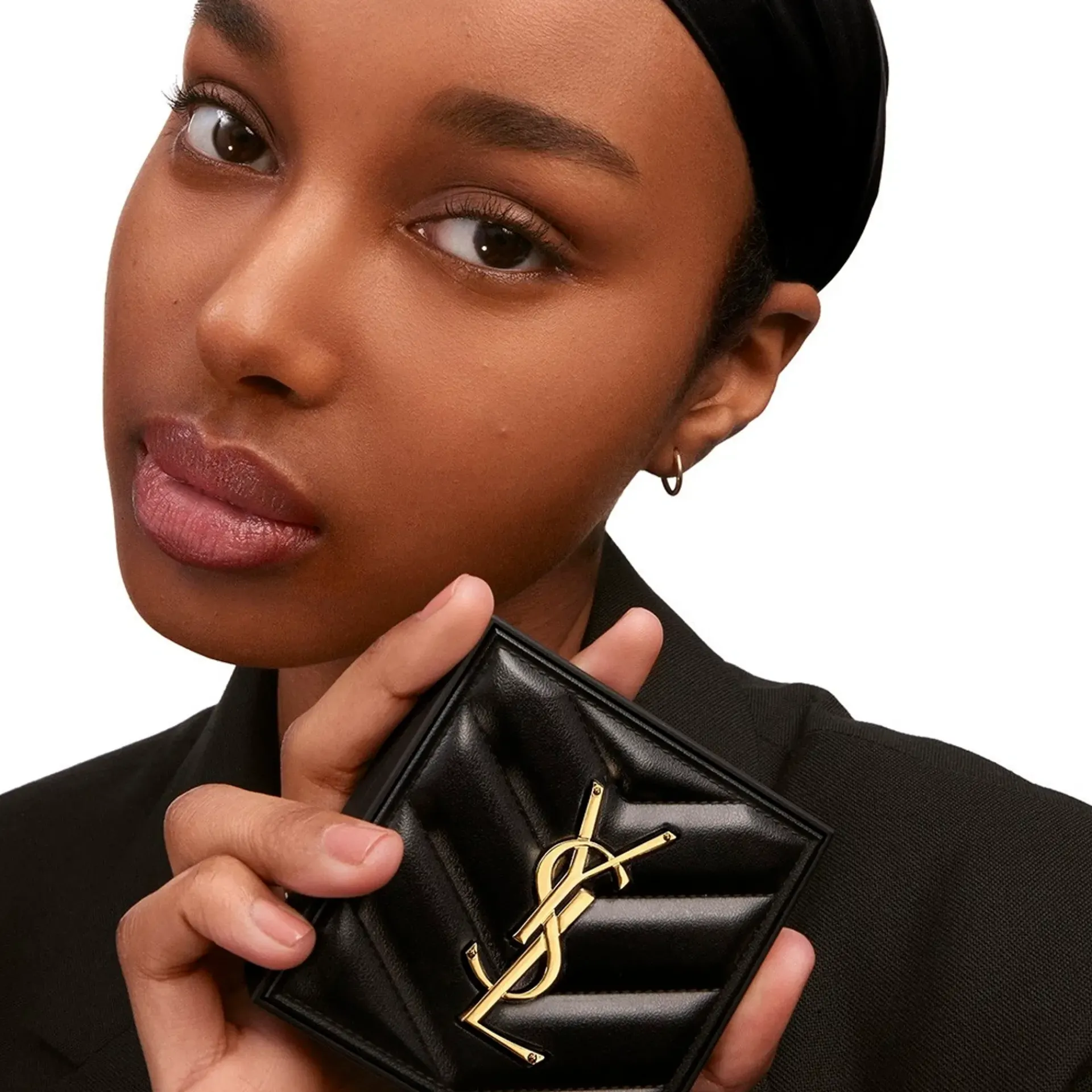 Yves Saint Laurent Kasvomeikit<All Hours Setting Powder puuteri