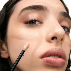 Yves Saint Laurent Kasvomeikit<All Hours Precise Angles Concealer peitevoide 15 ml