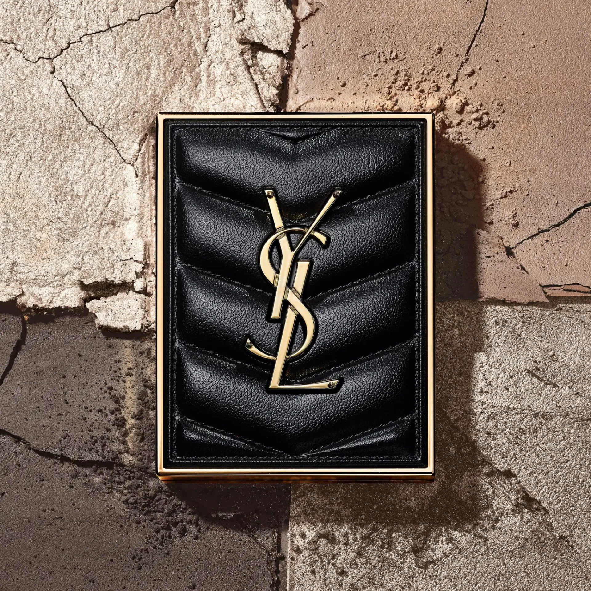 Yves Saint Laurent Silmämeikit<Couture Mini Clutch luomiväripaletti 5 g
