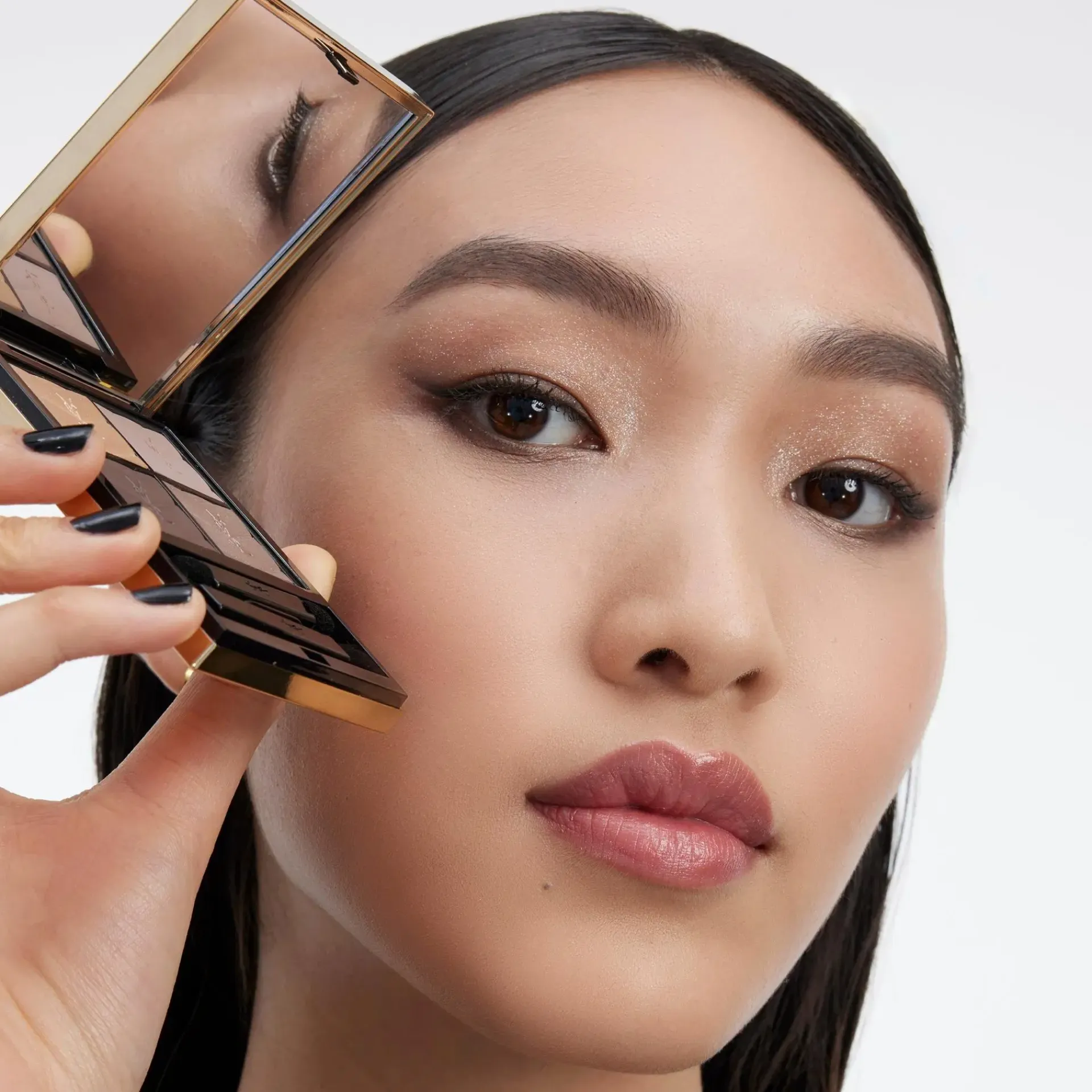 Yves Saint Laurent Silmämeikit<Couture Mini Clutch luomiväripaletti 5 g