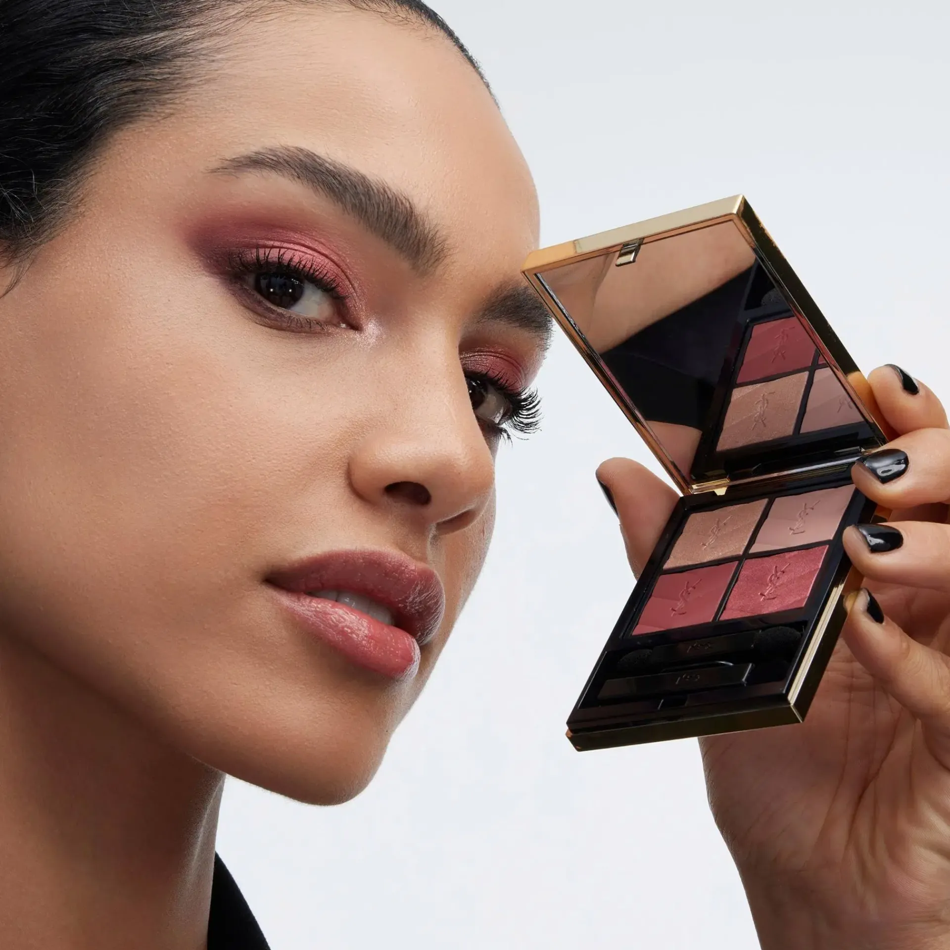 Yves Saint Laurent Silmämeikit<Couture Mini Clutch luomiväripaletti 5 g